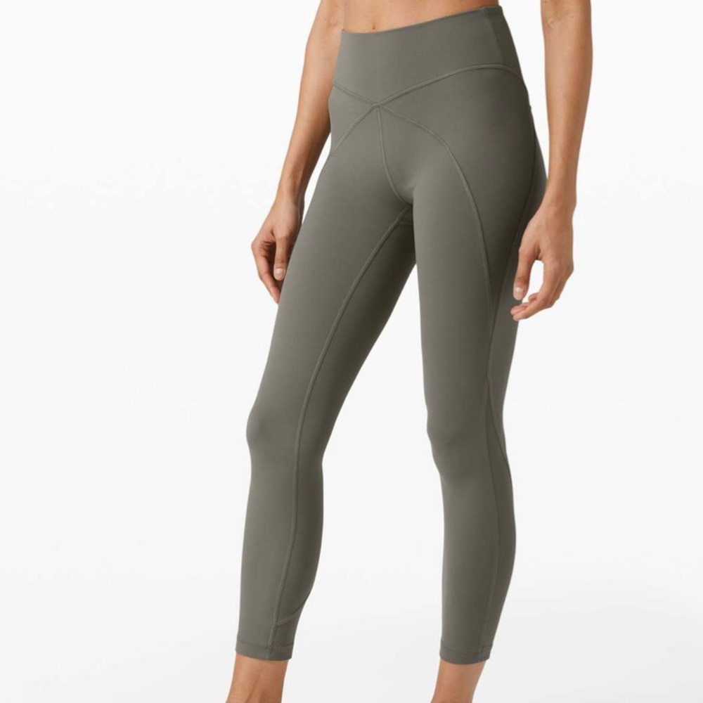 lululemon Get Centred Tight 25” - Picture 1 of 7